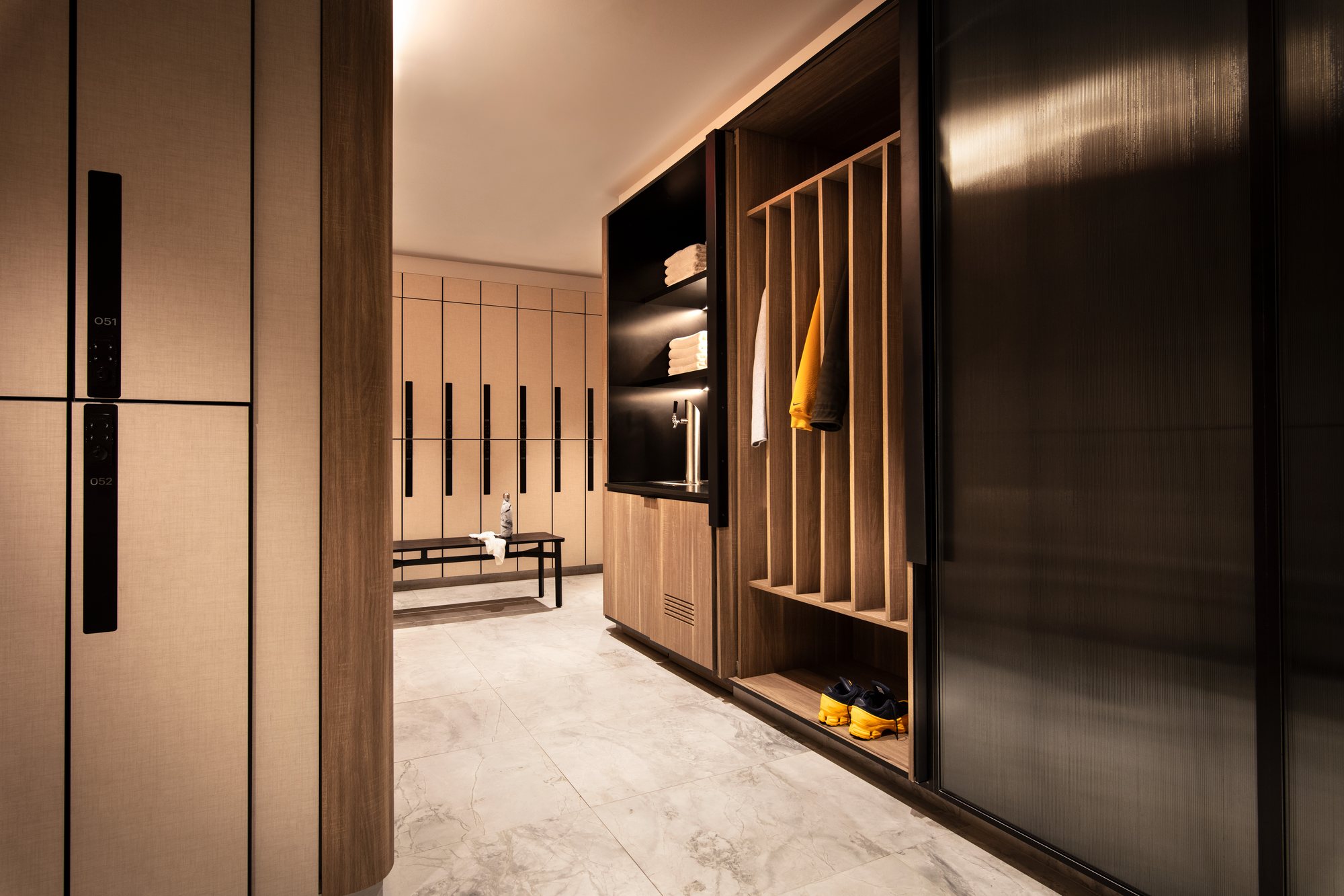 E by Equinox Madison Avenue locker room